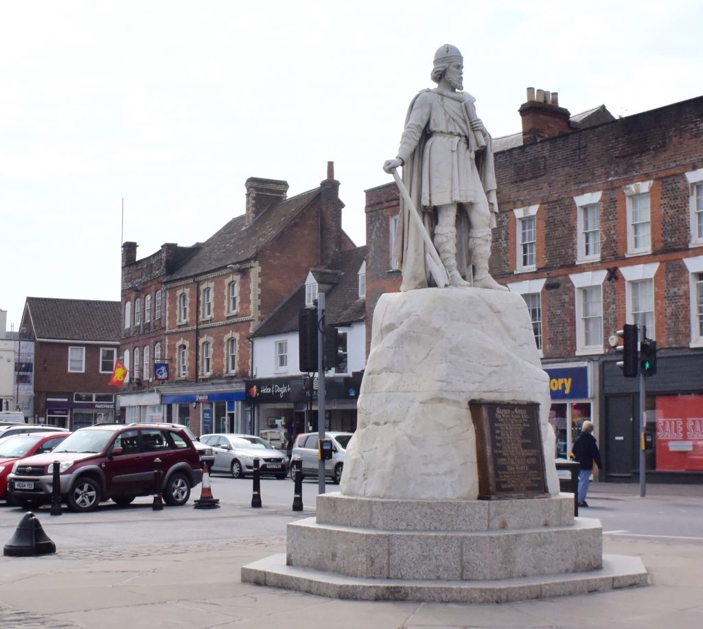 Wantage, Oxfordshire. King Alfred the Great in the Market Square